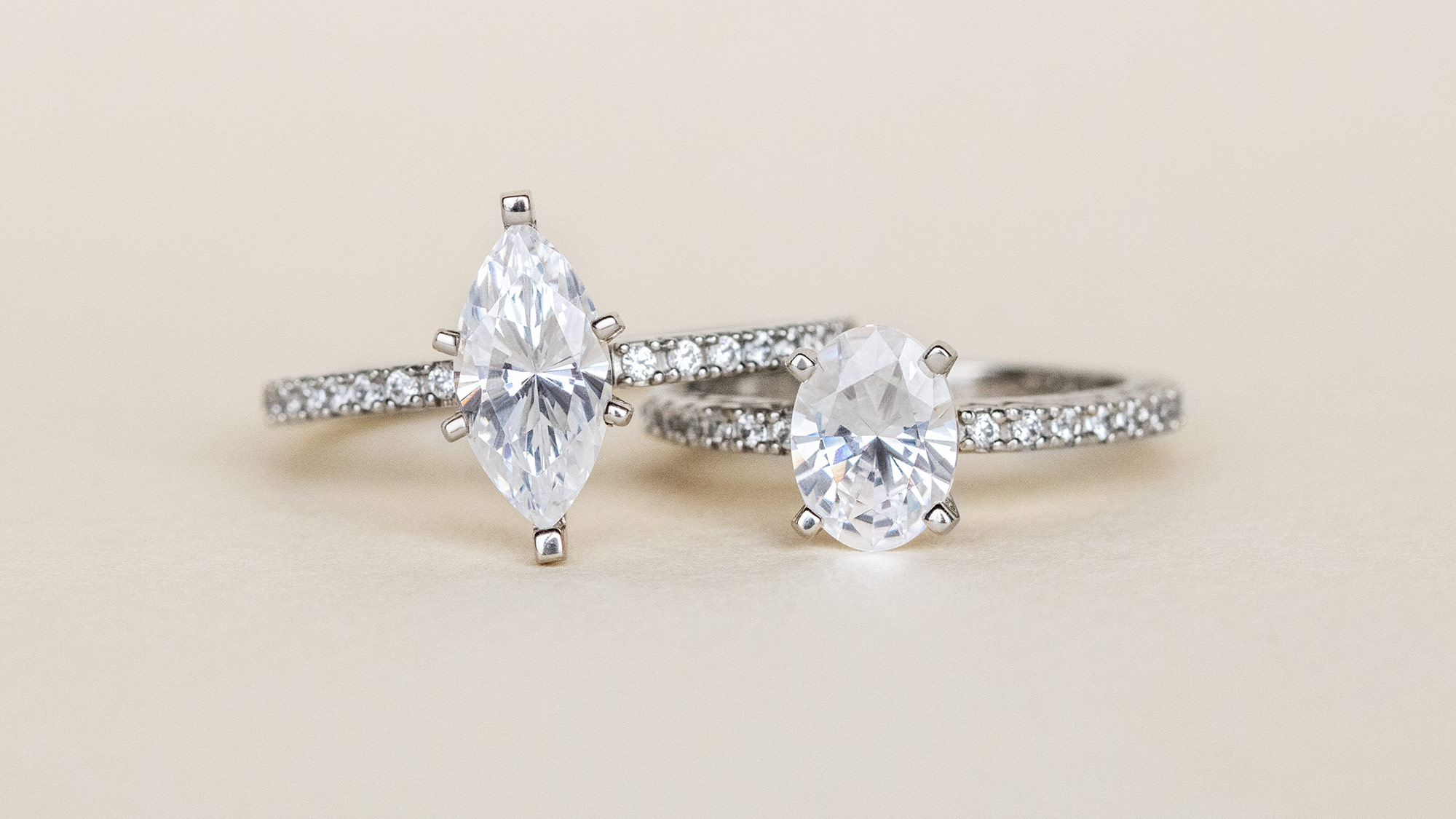 accented solitaire engagement rings
