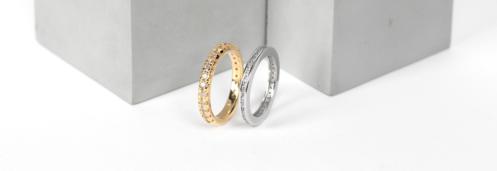 Parade New Classic R2748 18 Karat Diamond Engagement Ring | TQ Diamonds