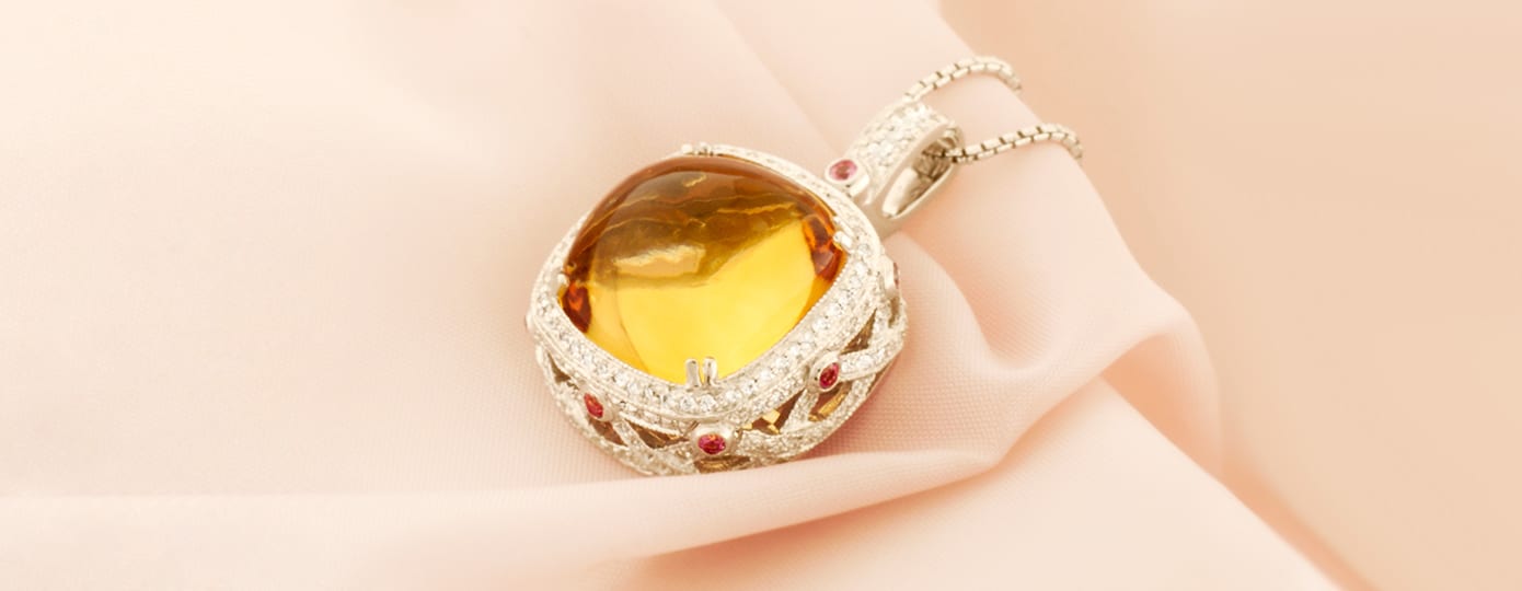 A stunning citrine pendant