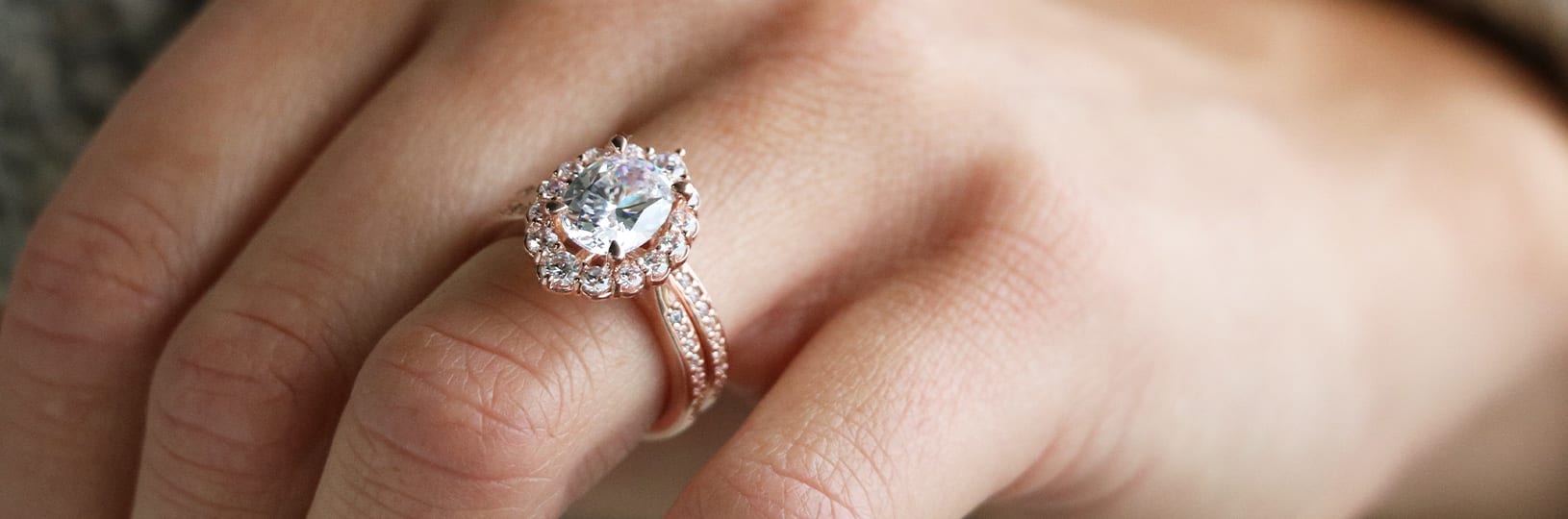 A halo engagement ring