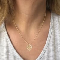 Mom Heart Pendant in Cursive Font 14K Yellow Gold Nexus Diamond Alternative