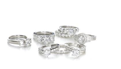 How Can I Afford an Engagement Ring?
