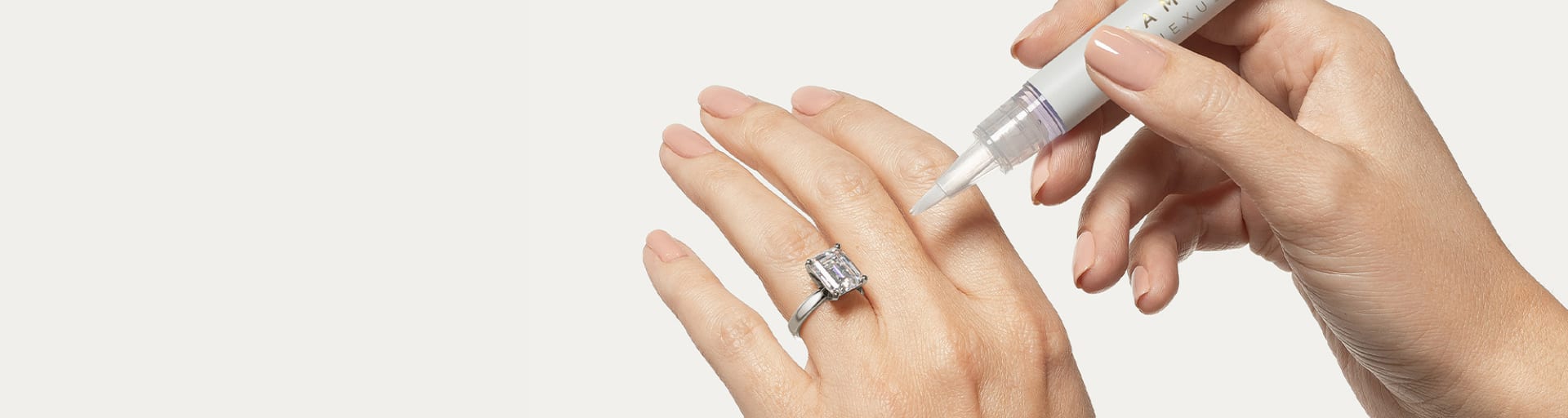 How to Clean a Moissanite Ring: 4 Tips