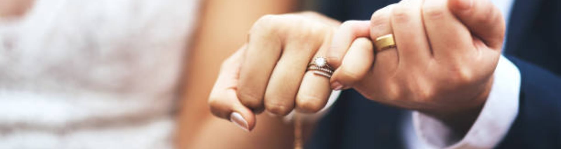 His and Hers Wedding Bands: Matching Rings for Perfect Unison