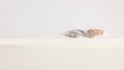 Best Place to Buy Engagement Rings: Online or In Store?